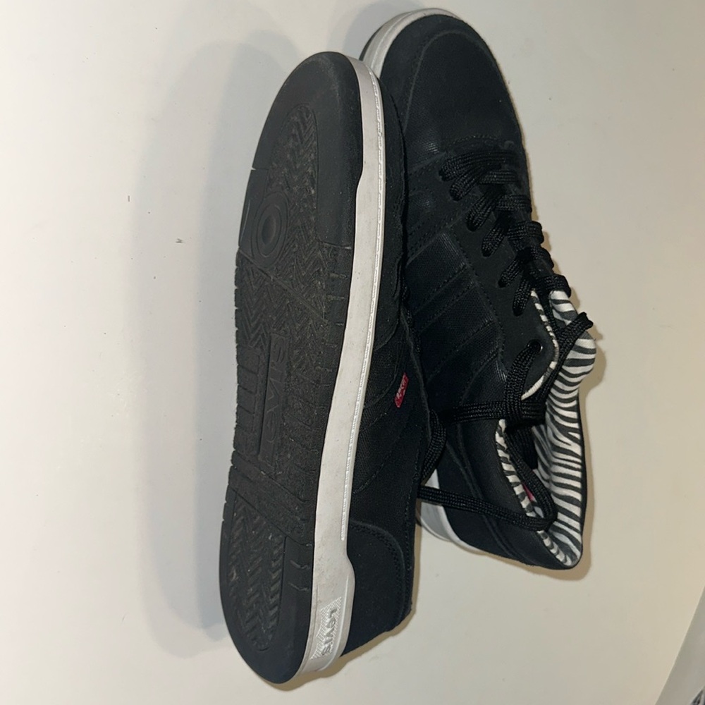 Women’s Solid Black Levi’s Sneakers - image 3